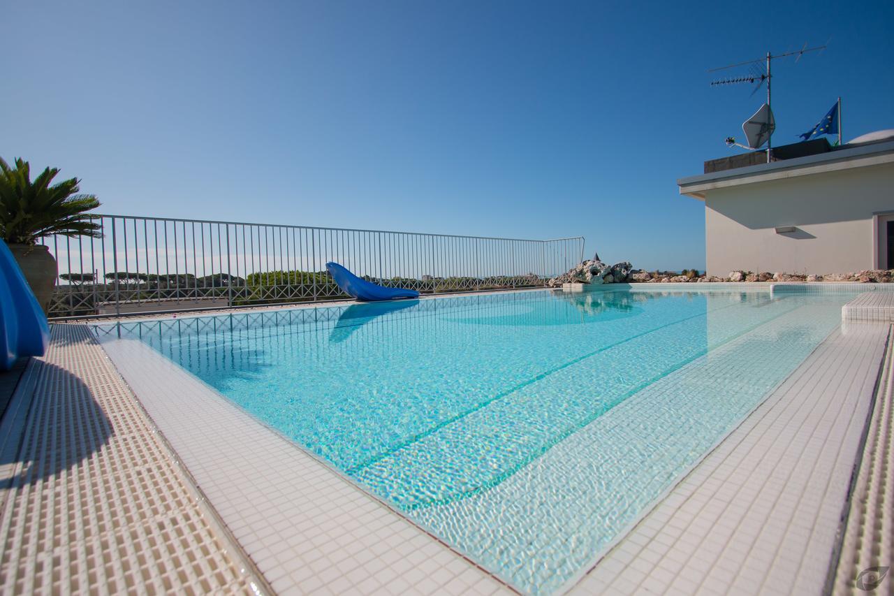 Verdeluna Aparthotel Marina di Pietrasanta Exterior photo